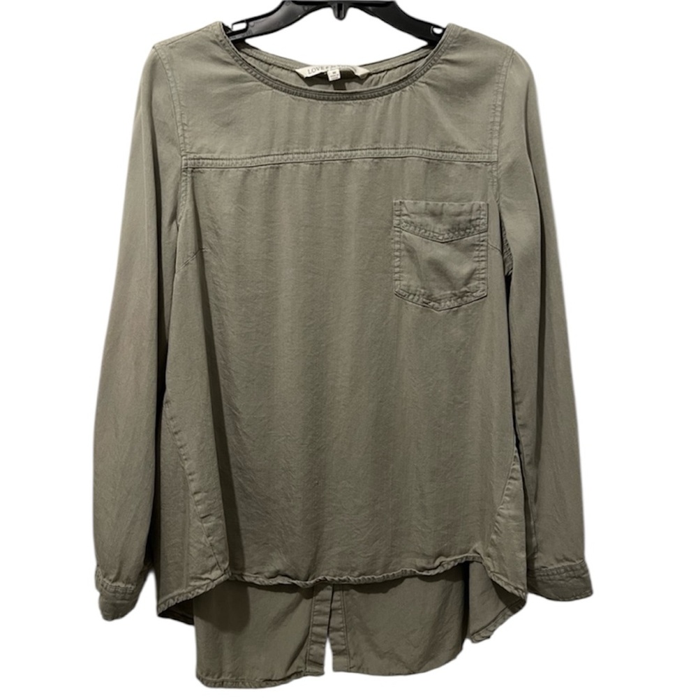 Love 8 for Versona Green Pocket Top Button Back Hi-Low Longsleeve Blouse Medium